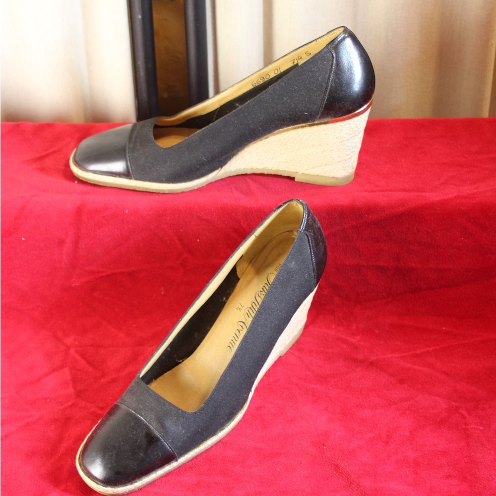 Vintage Bruno Magli Salks Fifth Avenue Women's Black Wedge Shoes 7.5